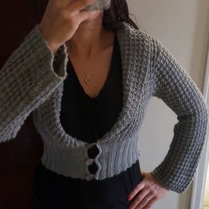 Cropped gray  sweater size medium ☆$7
